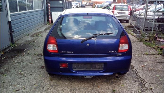 Mitsubishi Colt 1.3 GL,GLX 12V Vehículo de desguace (1999, Azul)