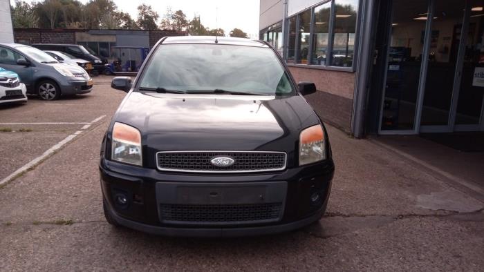 Ford Fusion 1.4 16V Samochód złomowany (2007, Czarny)