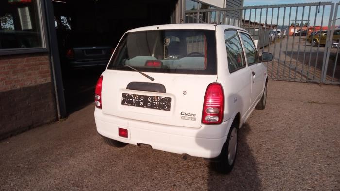Daihatsu Cuore Skrotfordon (2003, WIT)