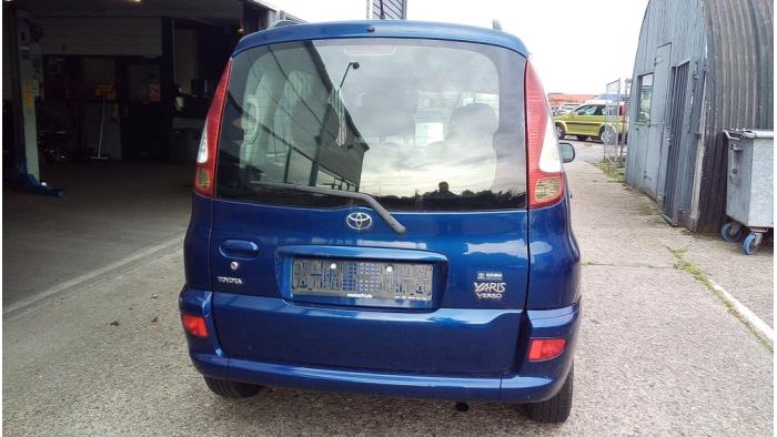 Toyota Yaris Verso 1.3 16V Salvage vehicle (2003, Blue)