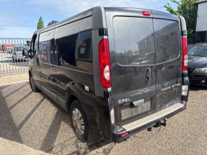 Opel Vivaro 2.0 CDTI Vehículo de desguace (2012, Negro)
