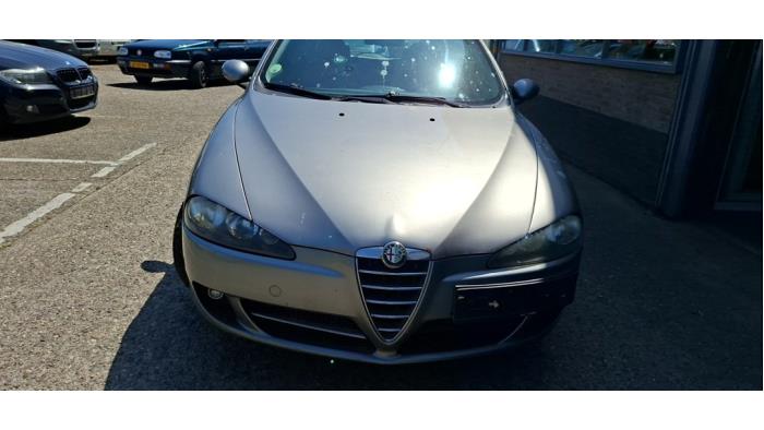 Alfa Romeo 147 1.6 Twin Spark 16V  (Salvage)