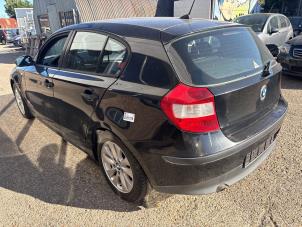BMW 1 serie 116i 1.6 16V Vehículo de desguace (2005, Negro)
