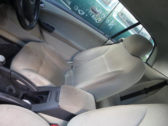 Saab 9-3 II 2.0T 16V Épave (2006, Noir)