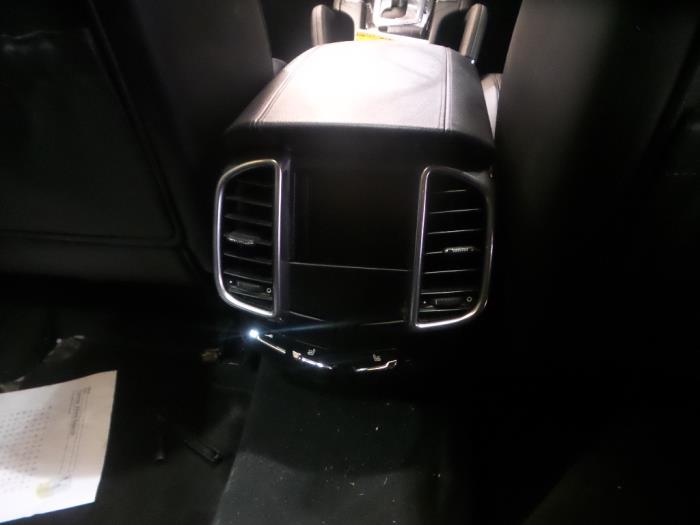 Porsche Cayenne II 3.0 D V6 24V Épave (2012, Noir)
