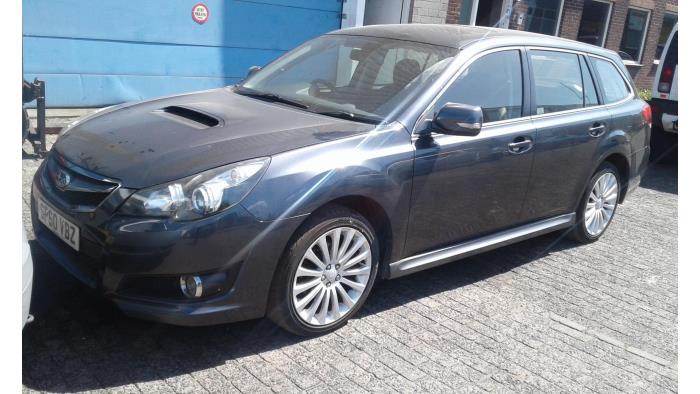 Subaru Legacy Wagon 2.0 D 16V Vehículo de desguace (2011, Oscuro, Azul)