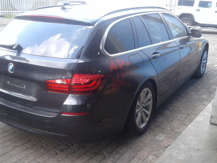 Bmw 5 Serie Touring F11 525d 16v Salvage Year Of Construction 13 Colour Gray Proxyparts Com