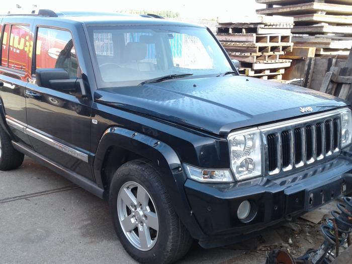 Jeep Commander 3.0 CRD Salvage vehicle (2007, Black)