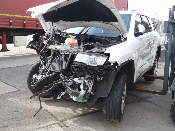 Jeep Grand Cherokee 3.0 CRD V6 24V Vehículo de desguace (2014, Blanco)