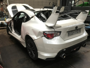 Toyota GT 86 2.0 16V Épave (2014, Blanc)