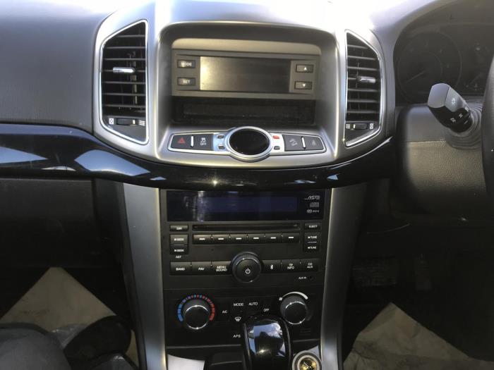 Chevrolet Captiva 2.2 D 16V 4x4 Épave (2013, Argenté)