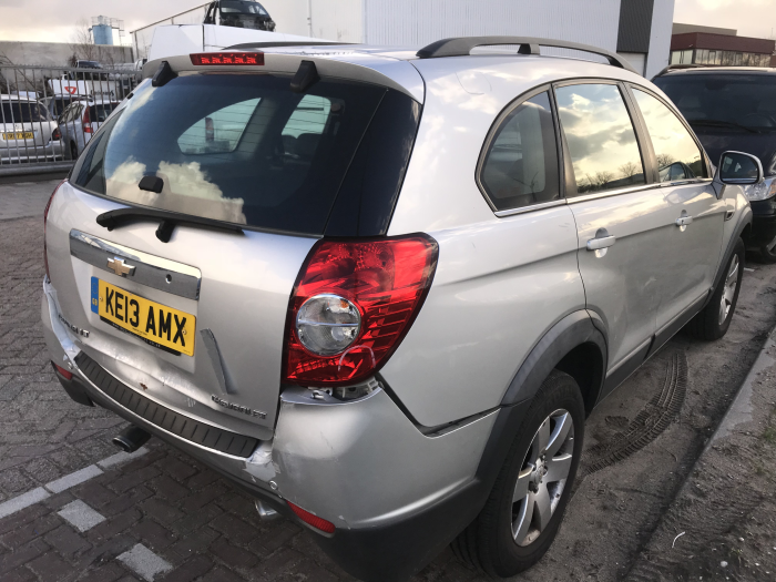Chevrolet Captiva 2.2 D 16V 4x4 Épave (2013, Argenté)