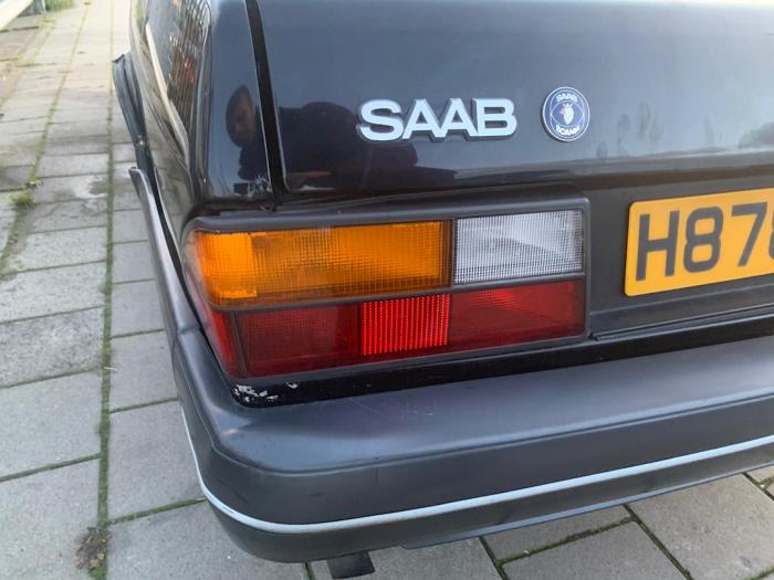 Saab 900 I 2.0 i 16V Samochód złomowany (1992, Czarny)
