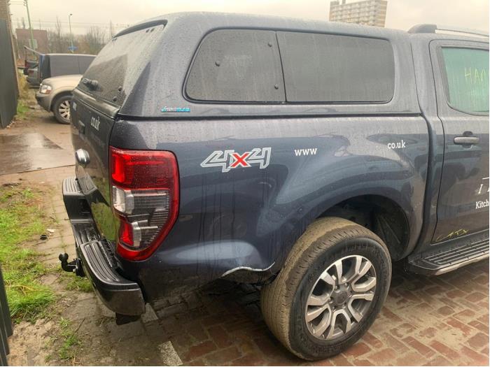 Ford Ranger 3.2 TDCi 20V 4x4 Épave (2018, Gris)