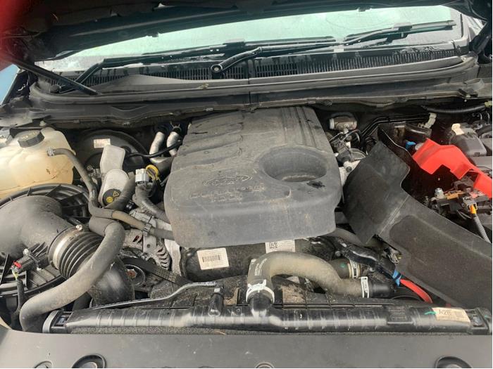 Ford Ranger 3.2 TDCi 20V 4x4 Épave (2018, Gris)
