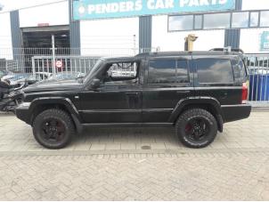 Jeep Commander 3.0 CRD Épave (2006, Noir)