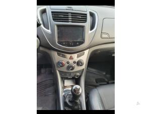 Chevrolet Trax 1.4 Turbo 16V 4x4 Épave (2015, Noir)