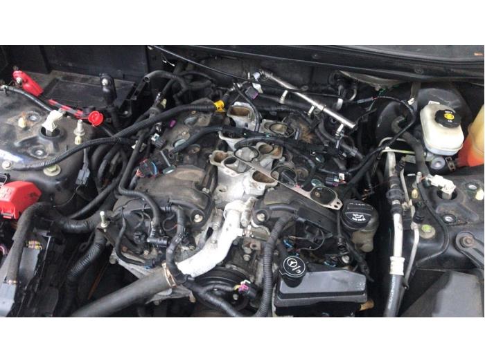 Cadillac SRX 3.6 V6 24V AWD Salvage vehicle (2004)