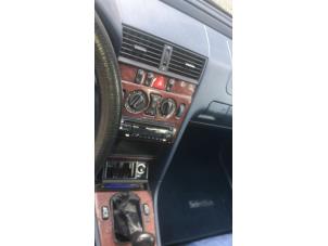 Mercedes C 1.8 C-180 16V Épave (2000, Bleu)