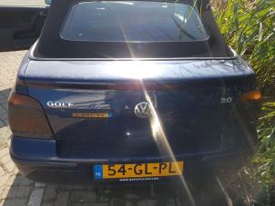 Volkswagen Golf III Cabrio Restyling 2.0 Vehículo de desguace (2001, Azul)