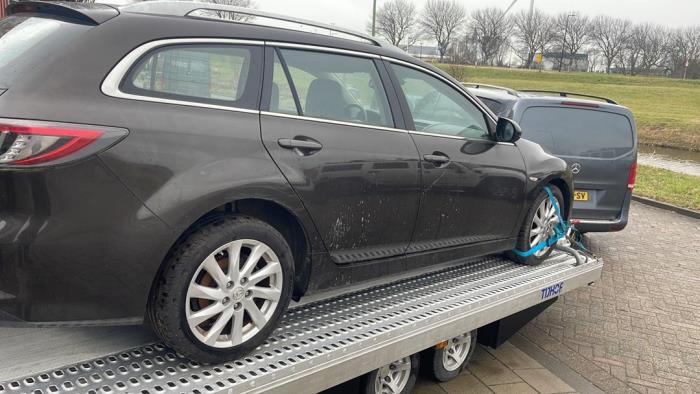 Mazda 6 SportBreak 2.2 CDVi 16V 163 Épave (2010, Rose)