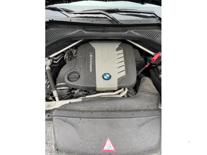 BMW X5 M50d 3.0 24V Vehículo de desguace (2016, Negro)