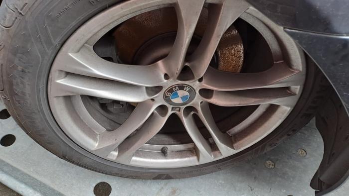 BMW 5 serie Touring 520d 16V Samochód uszkodzony (2014, Szary)