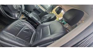Volkswagen Multivan T5 2.0 BiTDI DRF Samochód złomowany (2012, Czarny)
