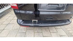 Volkswagen Multivan T5 2.0 BiTDI DRF Samochód złomowany (2012, Czarny)