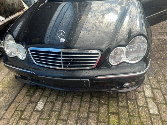 Mercedes C Combi AMG 3.2 C-32 AMG V6 18V Épave (2001, Noir)