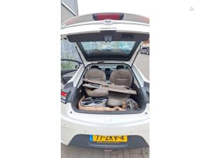 Opel Ampera 1.4 16V Samochód złomowany (2012, Bialy)