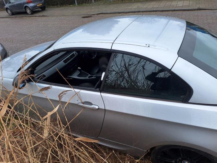 BMW 3 serie 330i 24V Vehículo de desguace (2008, Gris)