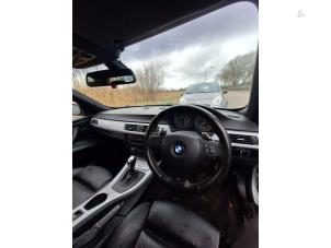 BMW 3 serie 330i 24V Vehículo de desguace (2008, Gris)