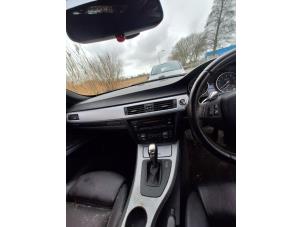 BMW 3 serie 330i 24V Vehículo de desguace (2008, Gris)