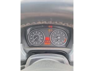 BMW 3 serie 330i 24V Vehículo de desguace (2008, Gris)