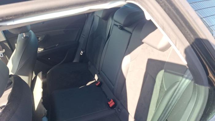 Seat Leon ST 2.0 TDI FR 16V Samochód złomowany (2020, Czarny)