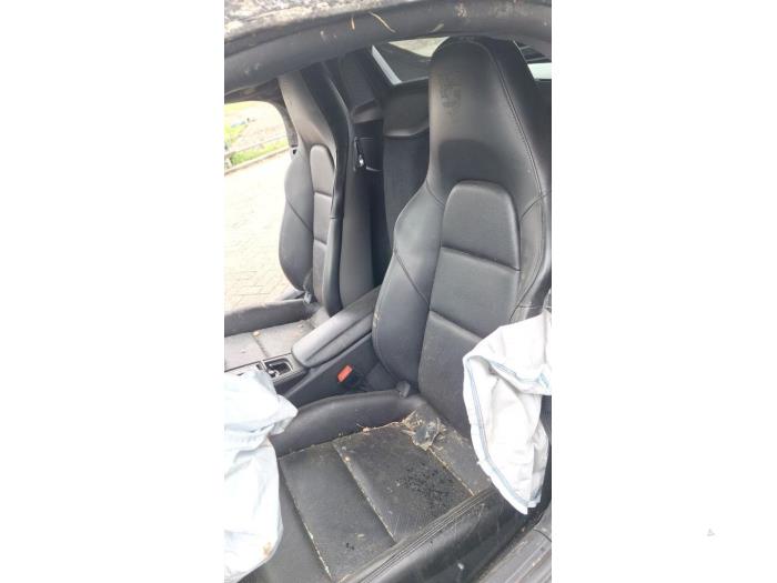 Porsche Boxster 2.7 24V Salvage vehicle (2016, Black)