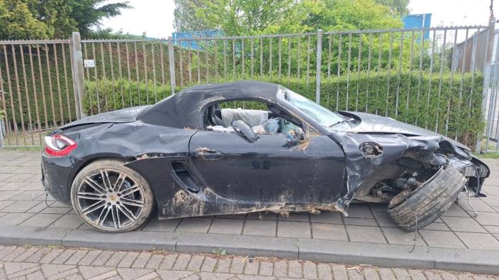 Porsche Boxster 2.7 24V Salvage vehicle (2016, Black)