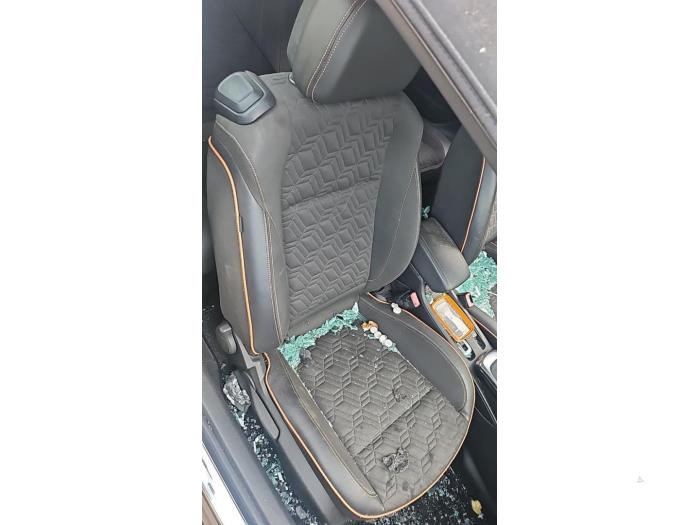 Opel Cascada 1.4 Turbo 16V Schrottauto (2014, Braun)