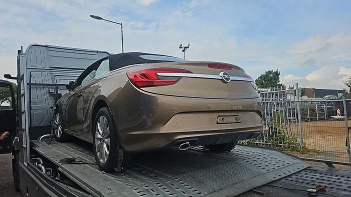 Opel Cascada 1.4 Turbo 16V Schrottauto (2014, Braun)