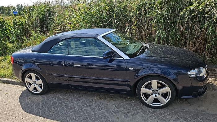 Audi A4 Cabrio 3.2 FSI V6 24V Quattro Schrottauto (2007, Blau)