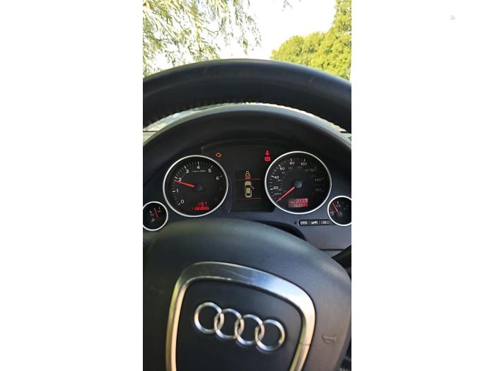 Audi A4 Cabrio 3.2 FSI V6 24V Quattro Schrottauto (2007, Blau)