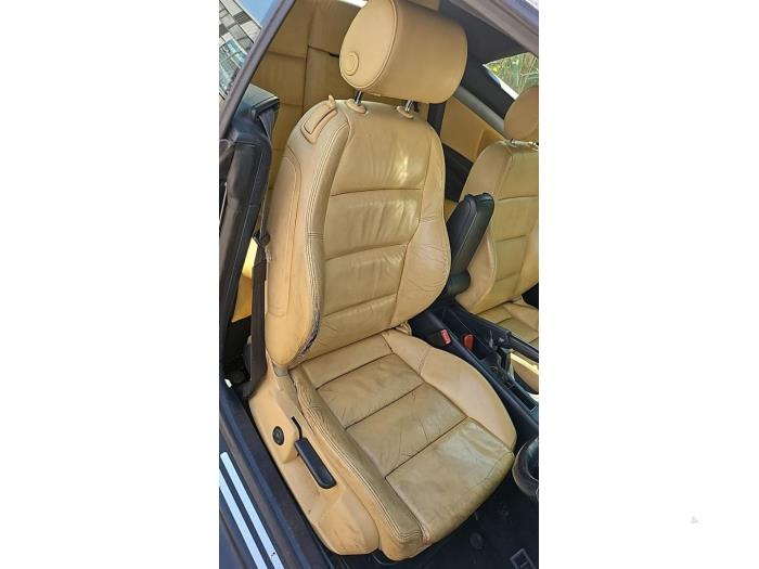 Audi A4 Cabrio 3.2 FSI V6 24V Quattro Schrottauto (2007, Blau)