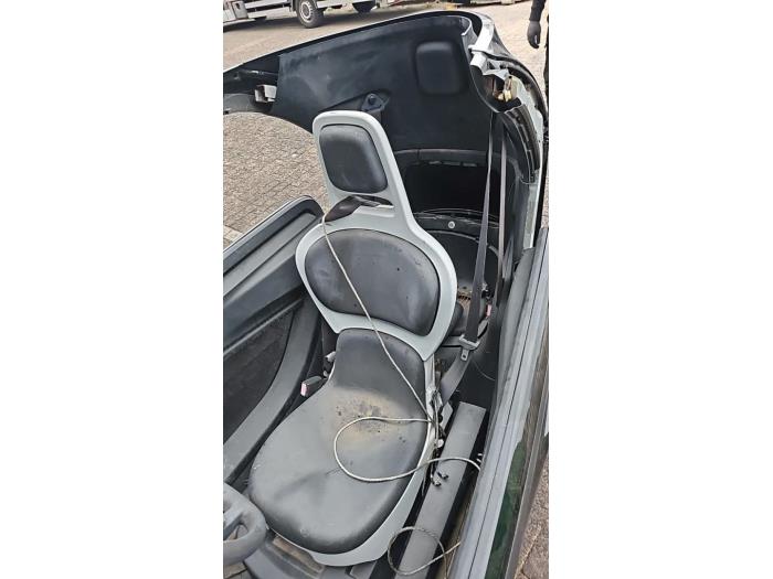 Renault Twizy 80 Samochód złomowany (2012, Czarny)