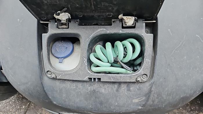 Renault Twizy 80 Samochód złomowany (2012, Czarny)