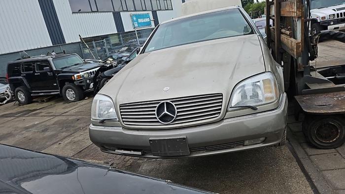 Mercedes S 6.0 600 Coupe 48V Schrottauto (1995, Hell, Creme)