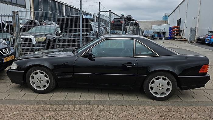 Mercedes SL 6.0 600 SL, SL-600 V12 48V Schrottauto (1995, Schwarz)