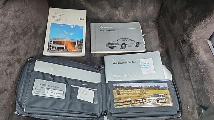 Mercedes SL 6.0 600 SL, SL-600 V12 48V Schrottauto (1995, Schwarz)