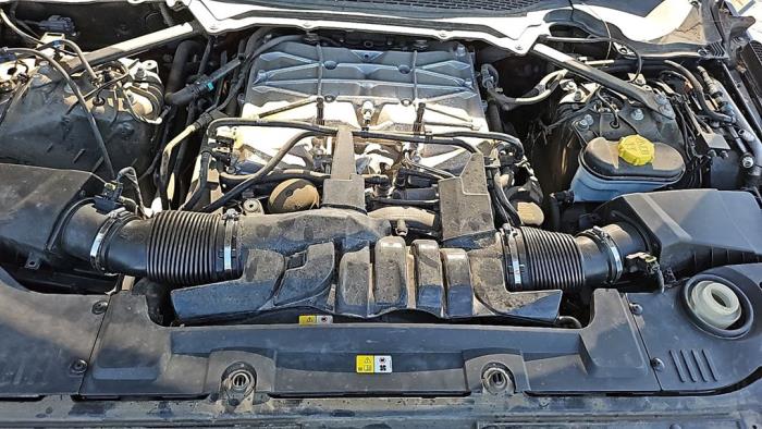 Landrover Range Rover IV 5.0 V8 32V Supercharged Samochód złomowany (2014, Czarny)
