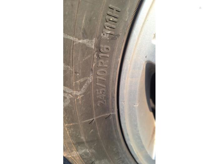 Isuzu D-Max 3.0 D 4x4 Skrotfordon (2011, ZWART)